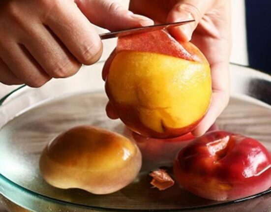 How to Blanch Peaches: Quick and Easy Method